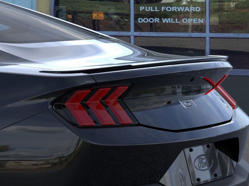 Vehicle image 10 of 22
