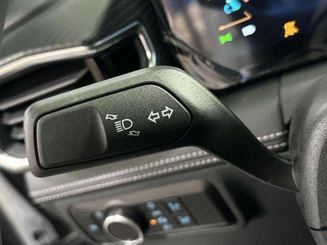 Vehicle image 24 of 31