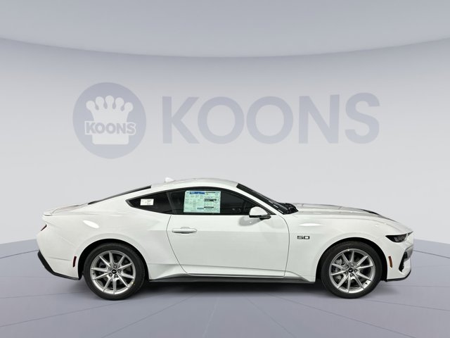 Vehicle image 8 of 31