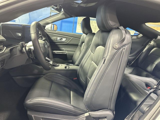 Vehicle image 9 of 31