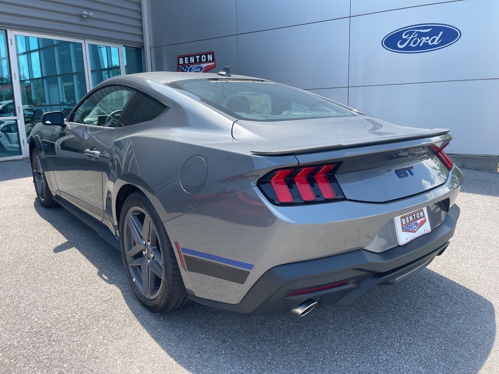 Vehicle image 5 of 34