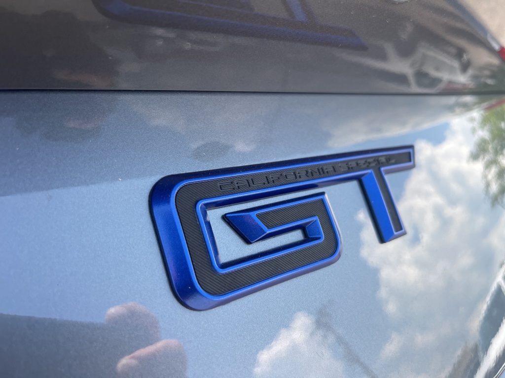 Vehicle image 25 of 34