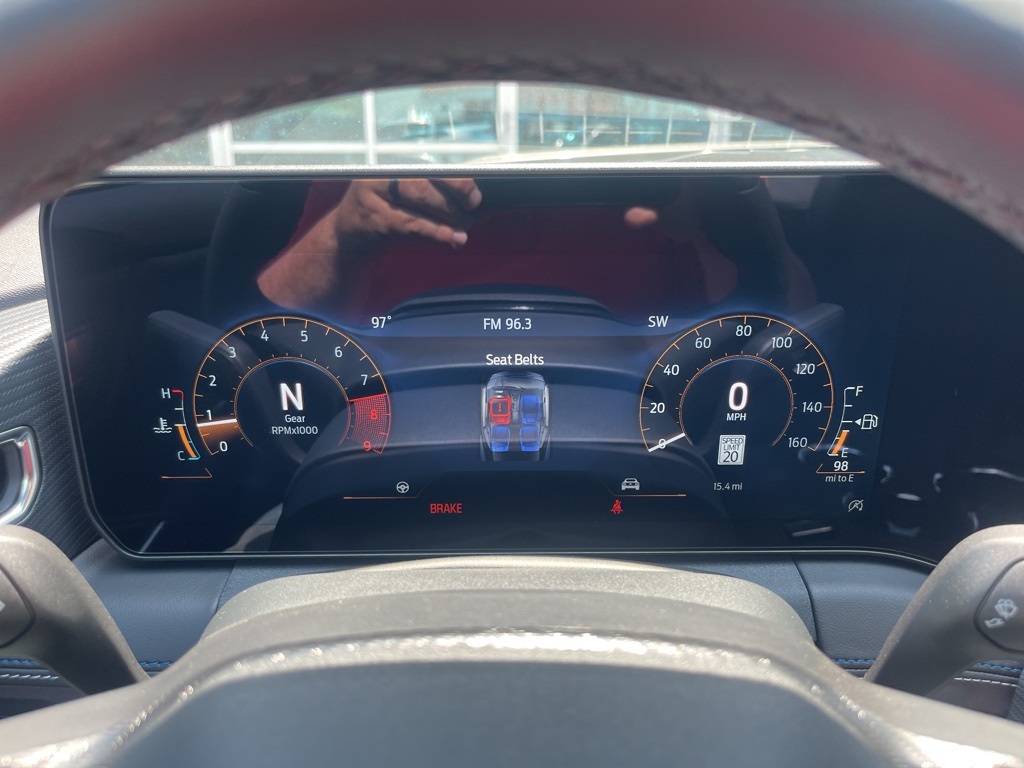 Vehicle image 14 of 34