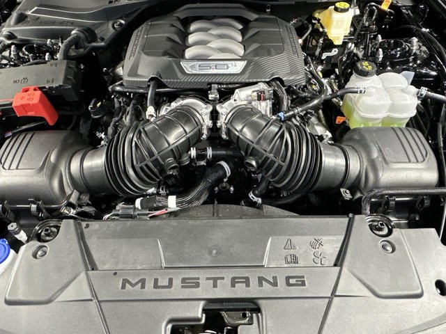 Vehicle image 33 of 34