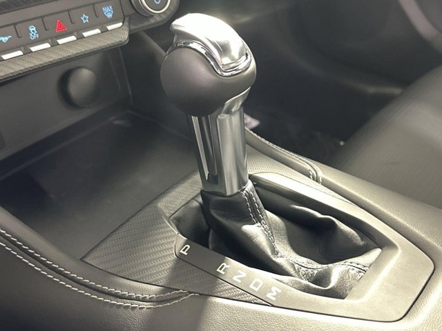 Vehicle image 28 of 34