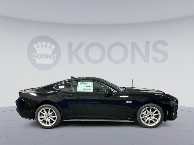Vehicle image 4 of 34