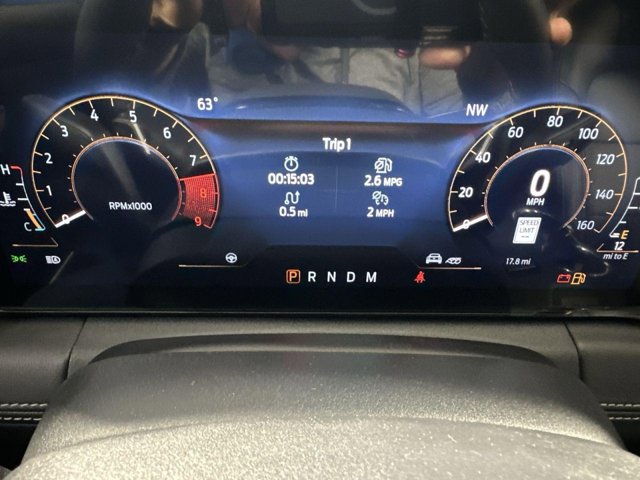 Vehicle image 20 of 34