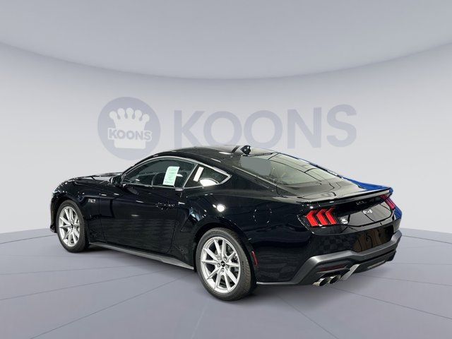 Vehicle image 8 of 34