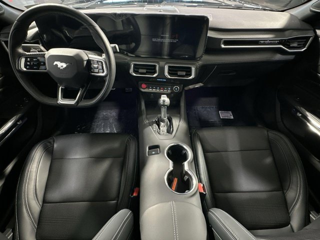 Vehicle image 29 of 34
