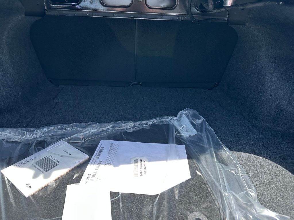 2025 Ford Mustang GT Image 17 of 57