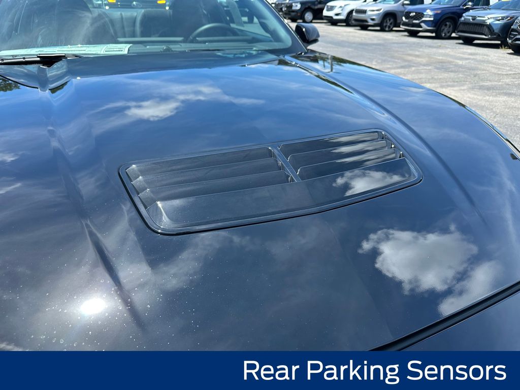 2025 Ford Mustang GT Image 15 of 57