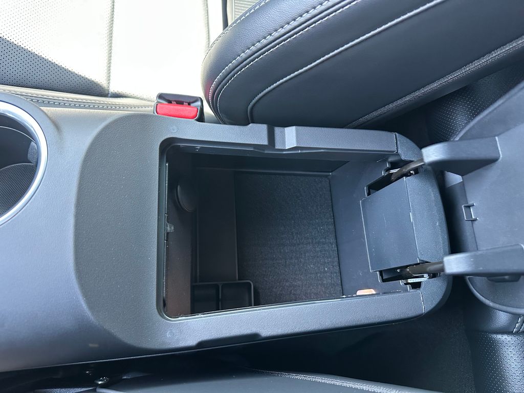 2025 Ford Mustang GT Image 43 of 57