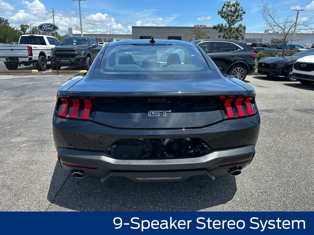 2025 Ford Mustang GT Image 7 of 57