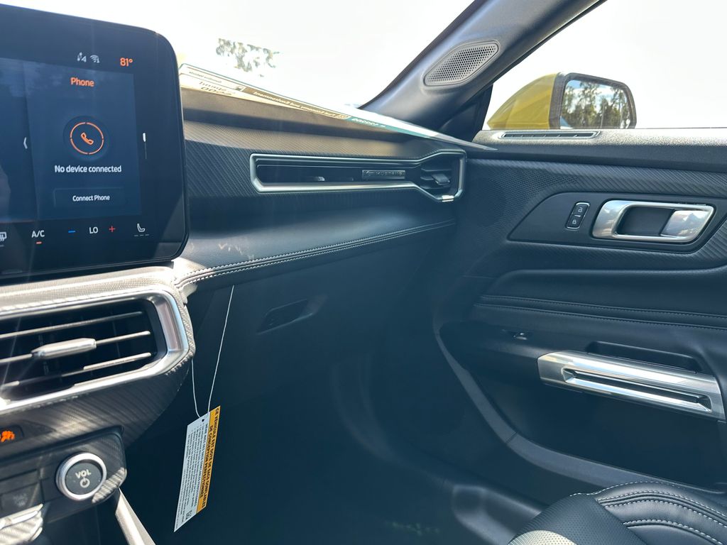 2025 Ford Mustang GT Image 29 of 57