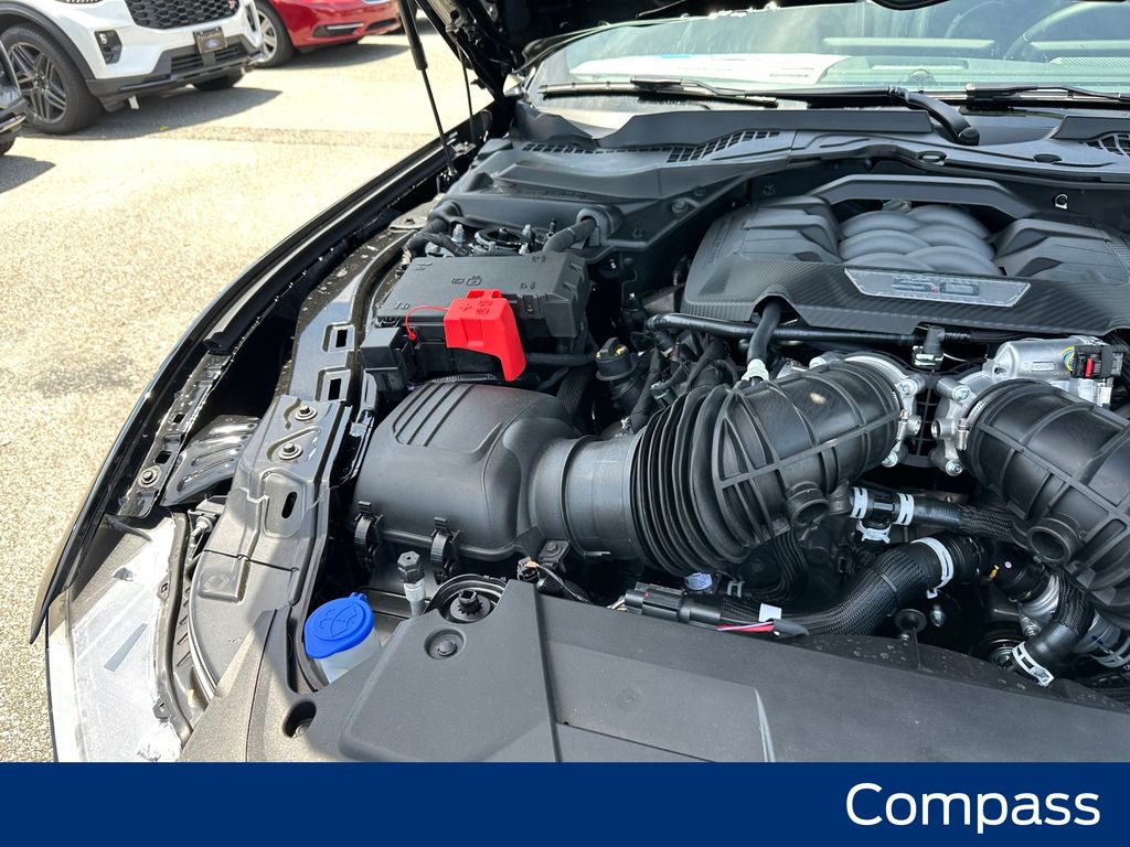 2025 Ford Mustang GT Image 13 of 57