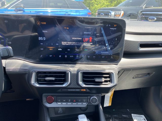 Vehicle image 22 of 34