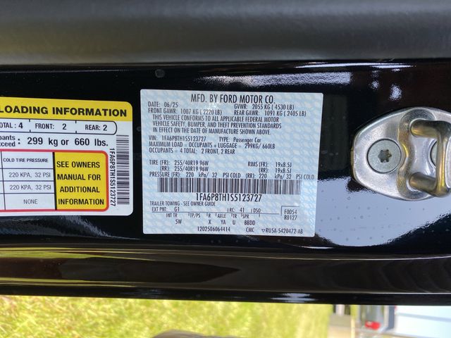 Vehicle image 27 of 34