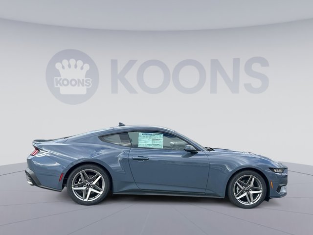 Vehicle image 4 of 26