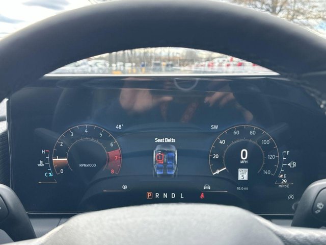 Vehicle image 15 of 26