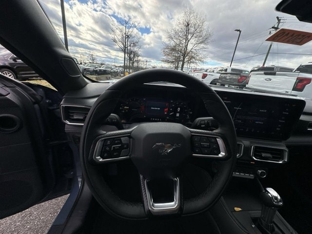 Vehicle image 12 of 26
