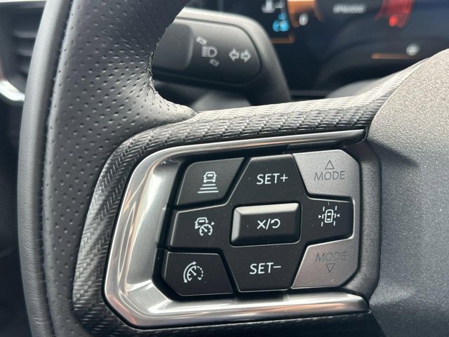 Vehicle image 14 of 26