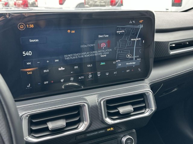 Vehicle image 16 of 26