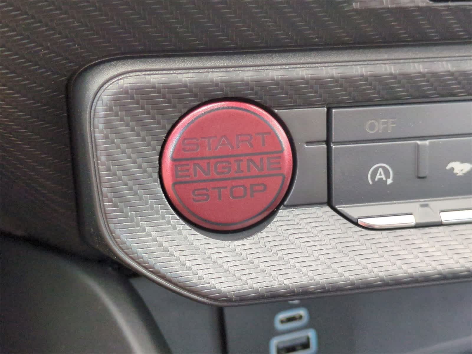 2025 Ford Mustang EcoBoost Image 32 of 32