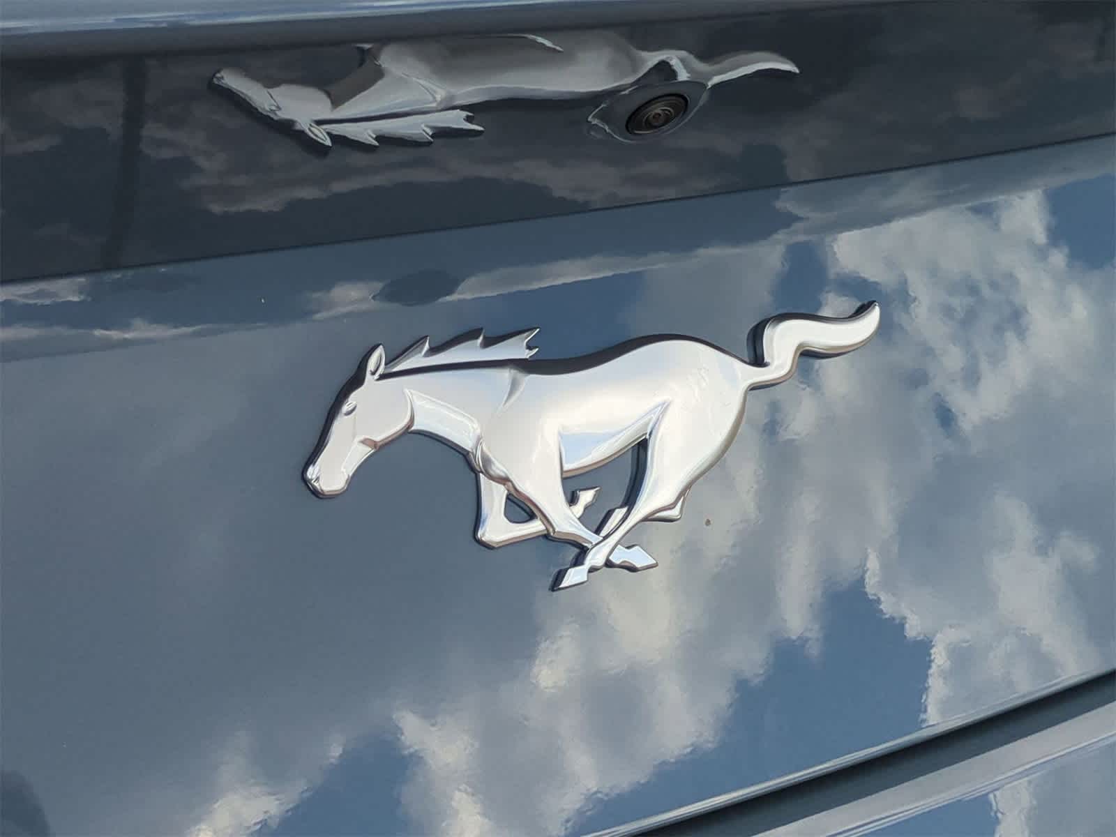 2025 Ford Mustang EcoBoost Image 27 of 32