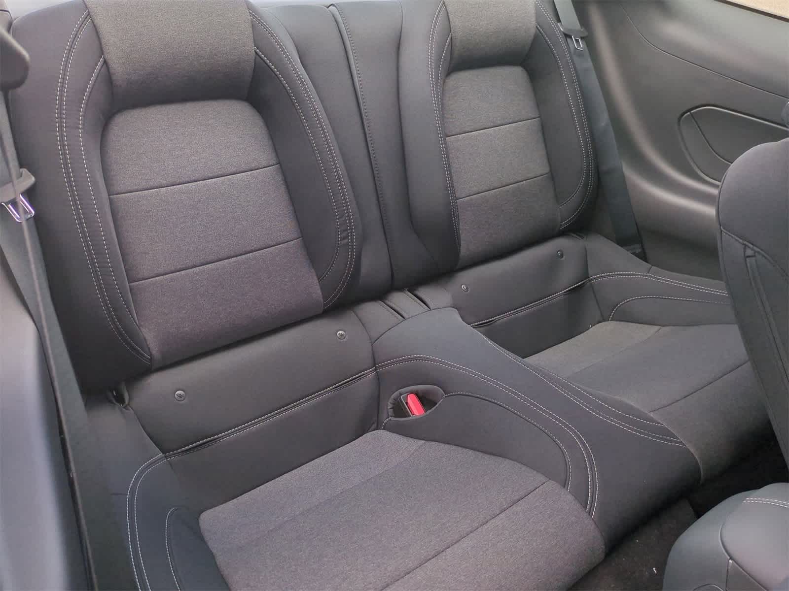 2025 Ford Mustang EcoBoost Image 13 of 32