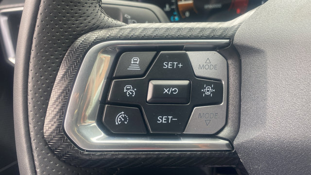 Vehicle image 15 of 27