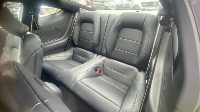 Vehicle image 25 of 27