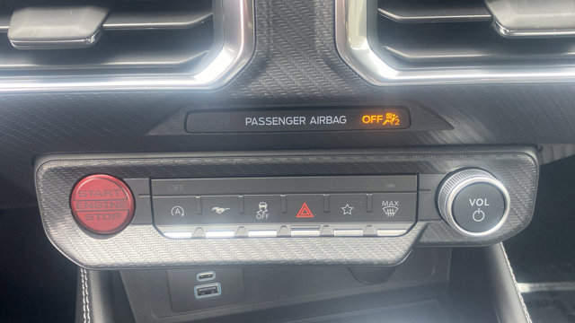 Vehicle image 19 of 27