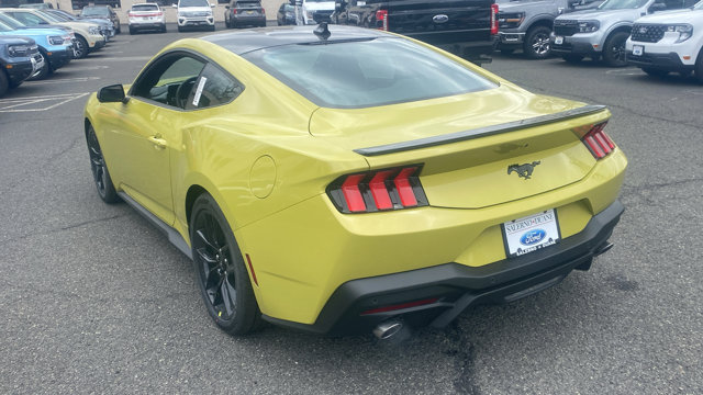 Vehicle image 7 of 27