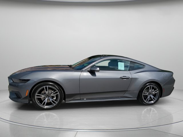 2025 Ford Mustang EcoBoost Image 6 of 59