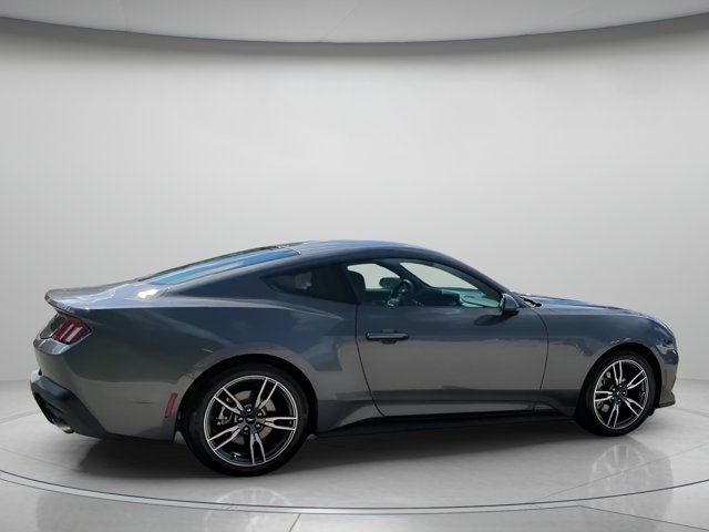 2025 Ford Mustang EcoBoost Image 17 of 59