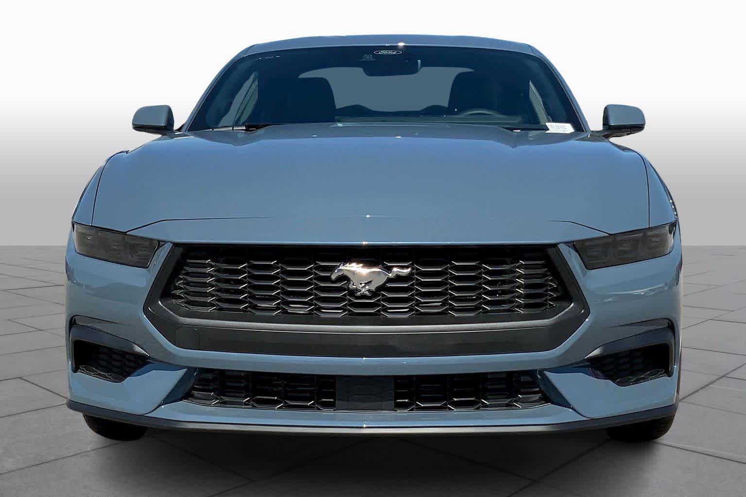 2025 Ford Mustang EcoBoost Premium Image 2 of 15