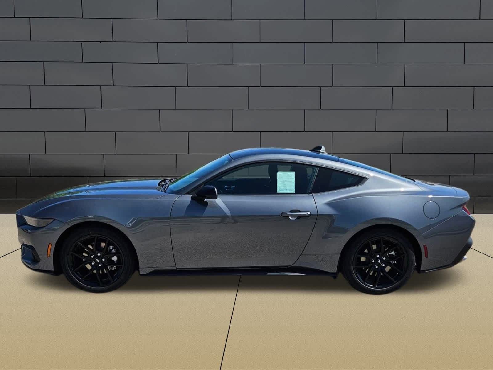 2025 Ford Mustang EcoBoost Image 9 of 30