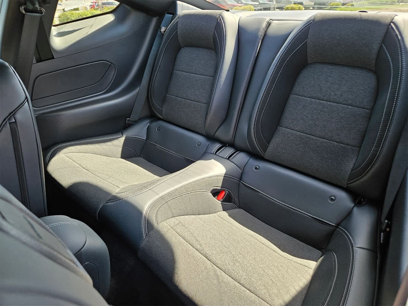 2025 Ford Mustang EcoBoost Image 13 of 30