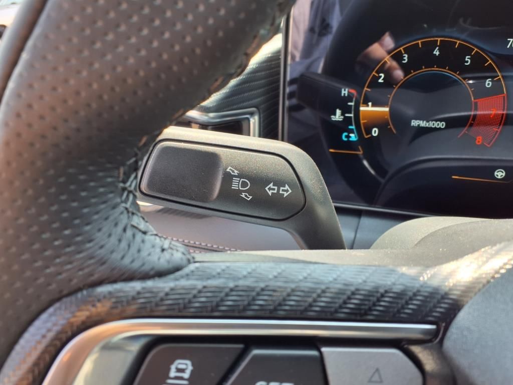 Vehicle image 29 of 58