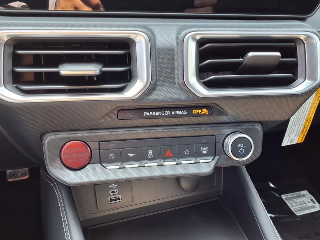 Vehicle image 41 of 58