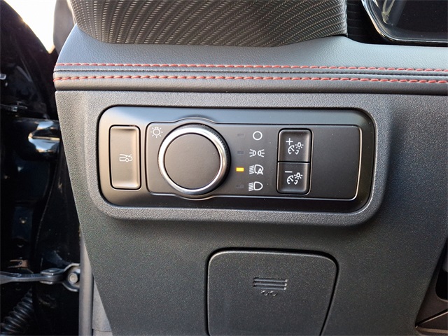 Vehicle image 10 of 11