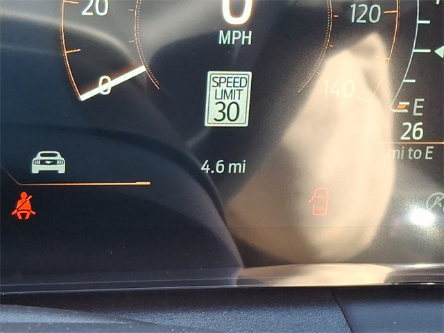 Vehicle image 9 of 11