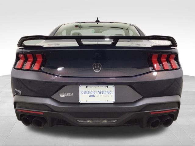Vehicle image 5 of 39