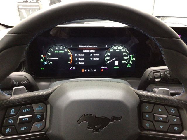 Vehicle image 15 of 39