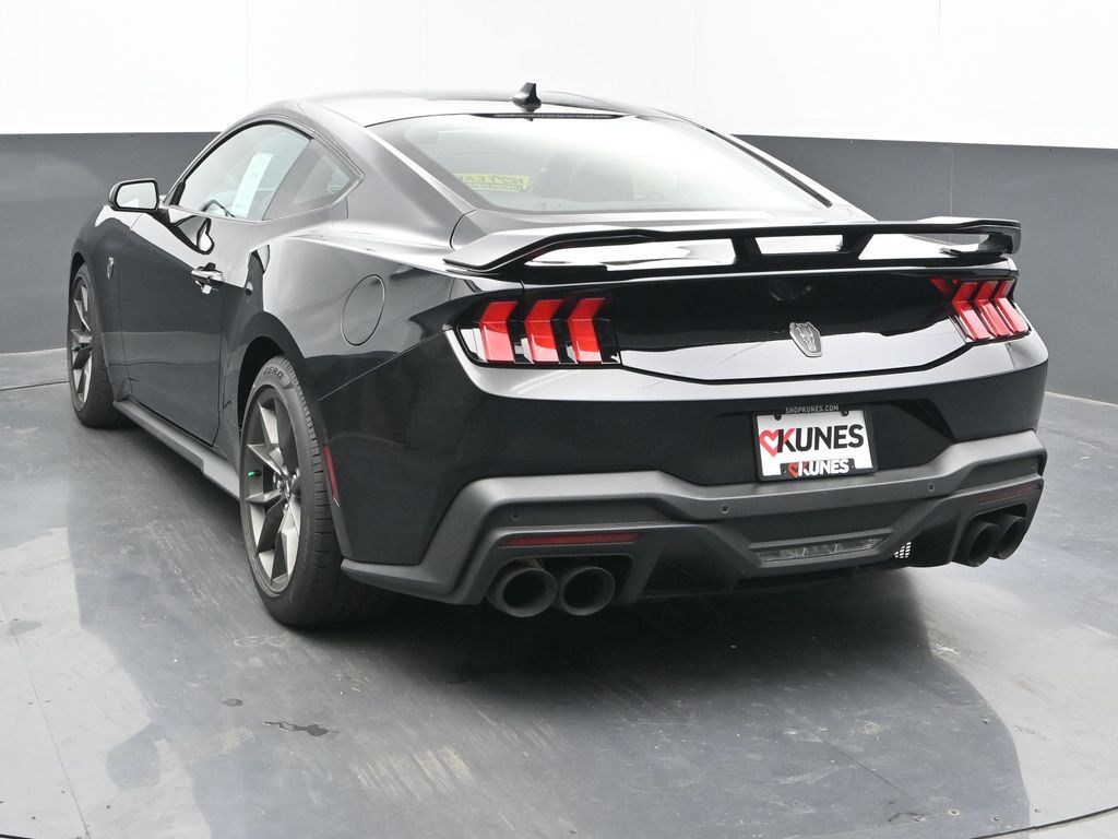 Vehicle image 38 of 63