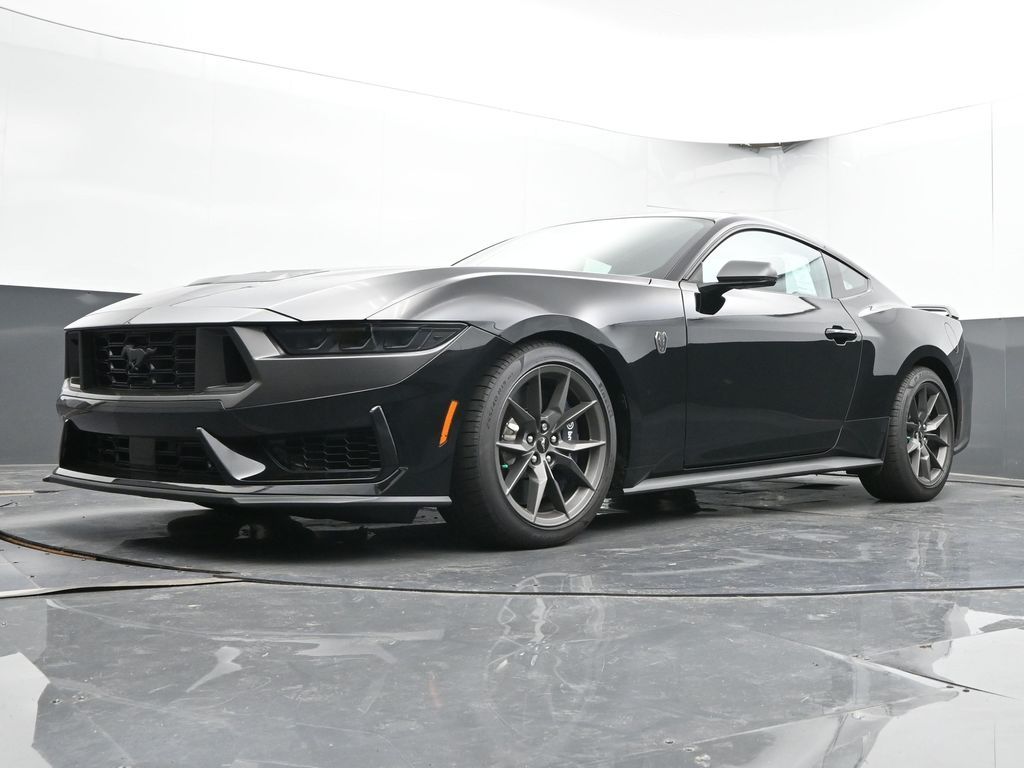 Vehicle image 4 of 63