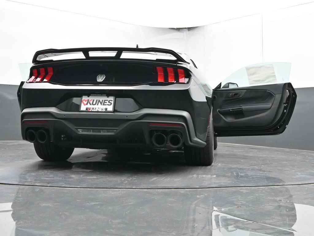 Vehicle image 36 of 63