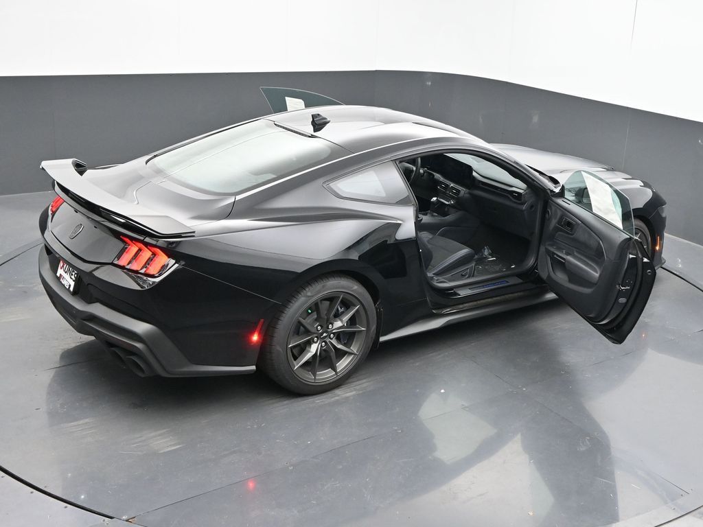 Vehicle image 29 of 63