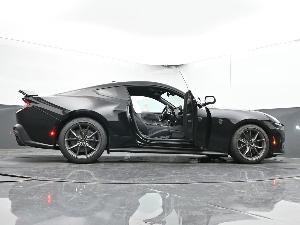 Vehicle image 22 of 63