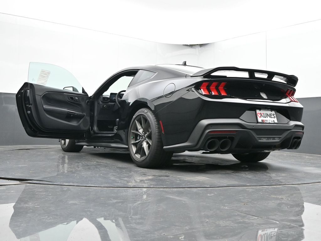 Vehicle image 46 of 63